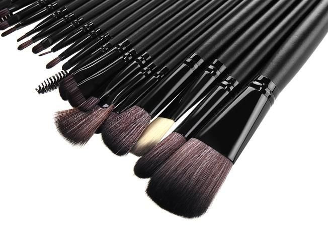 24-teiliges. Kosmetik Pinsel-Set für Make-Up